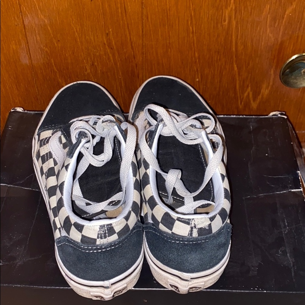 Checkered vans - Picture 3 of 3